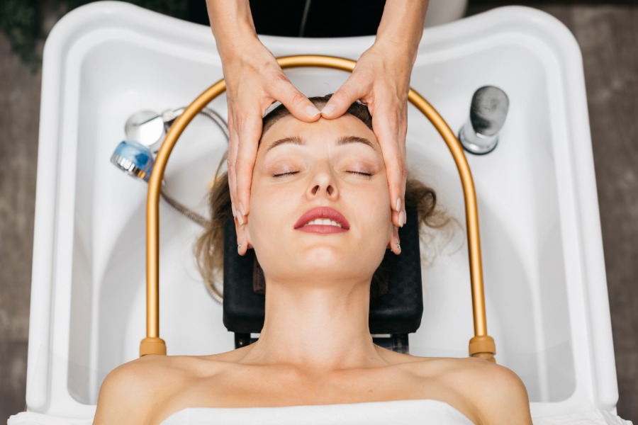 Japoniškas galvos SPA: paslaptis sveikai galvos odai ir stipriems plaukams