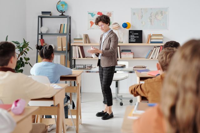 Padėkų idėjos mokytojai: ką padovanoti ir ką parašyti