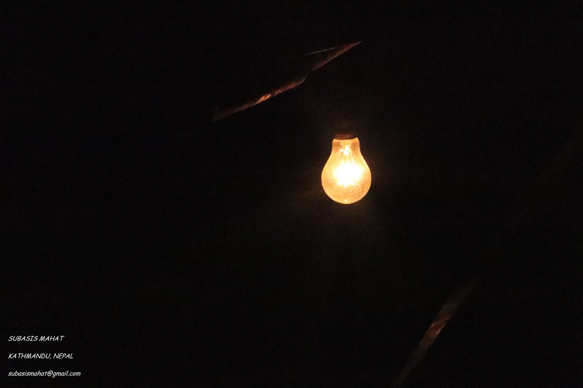Elektra teka ne laidu: ko mokykloje jums nepasakė apie lemputę ir jungiklį